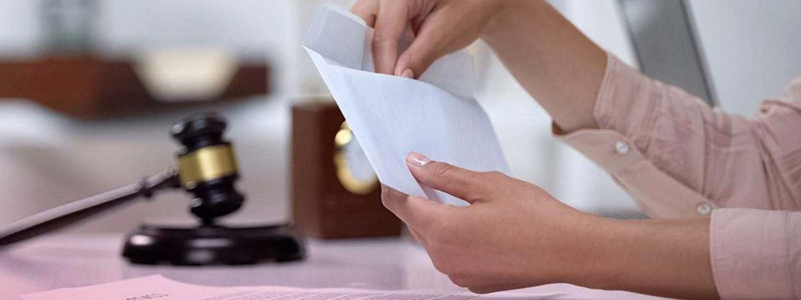 Мешканці окупованого Таврійську допомогли у стягненні аліментів