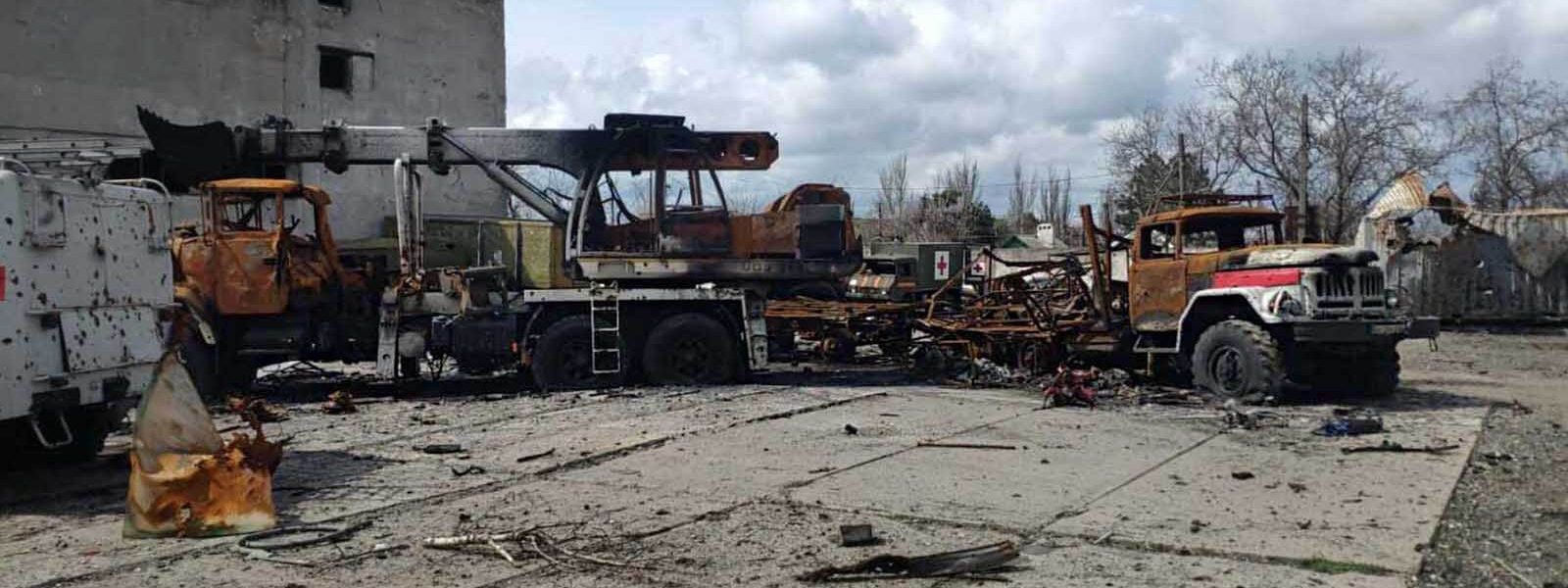 «Води для гасіння пожеж вистачало. Брали з ріки. У нас техніку росіяни знищили». Головний пожежник Маріуполя розповів, як рятували місто, – ФОТО, ВІДЕО