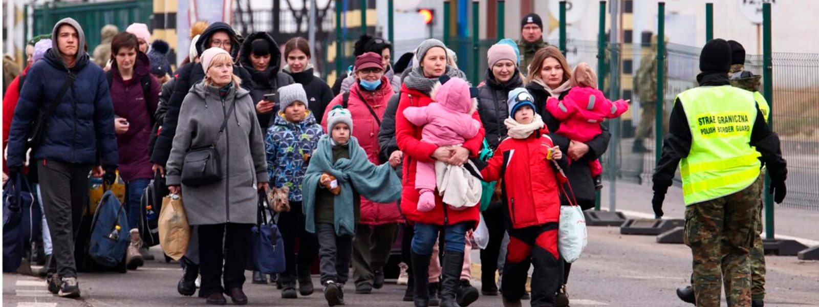 Як виїхати за кордон під час воєнного стану