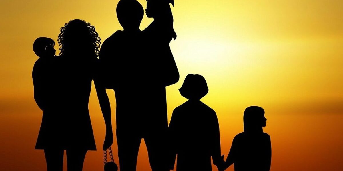 Як багатодітним батькам достроково оформити пенсію