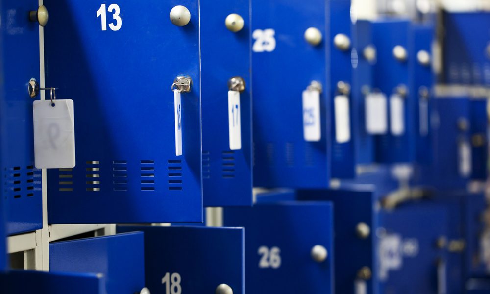 Зникли речі з камери зберігання в магазині. Що робити