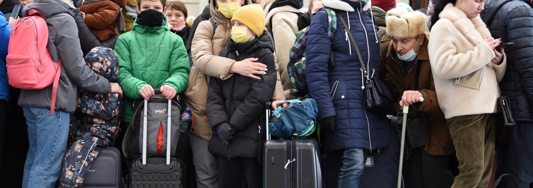 Як переселенцю відмовитись від виплат, перебуваючи за кордоном