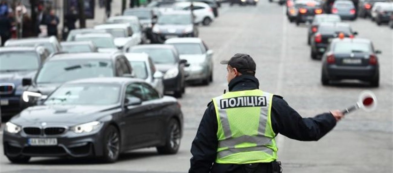 Як дізнатися про свої водійські штрафи