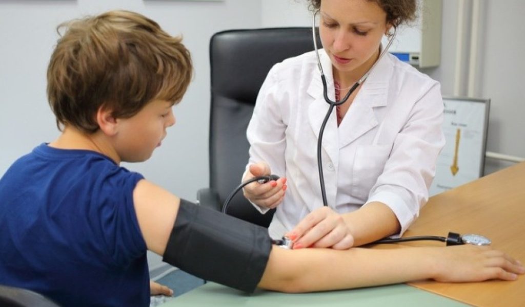 Медичні довідки школярам може видати сімейний лікар